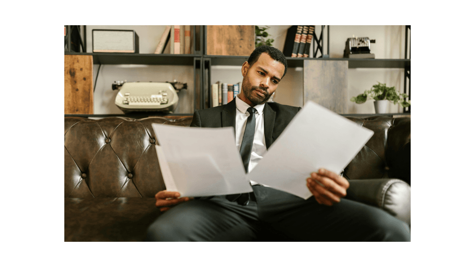 Responsive by design, clear at every scroll (4).png